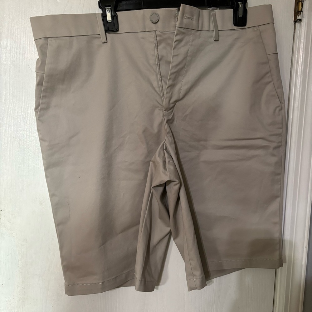 Men’s banana republic shorts